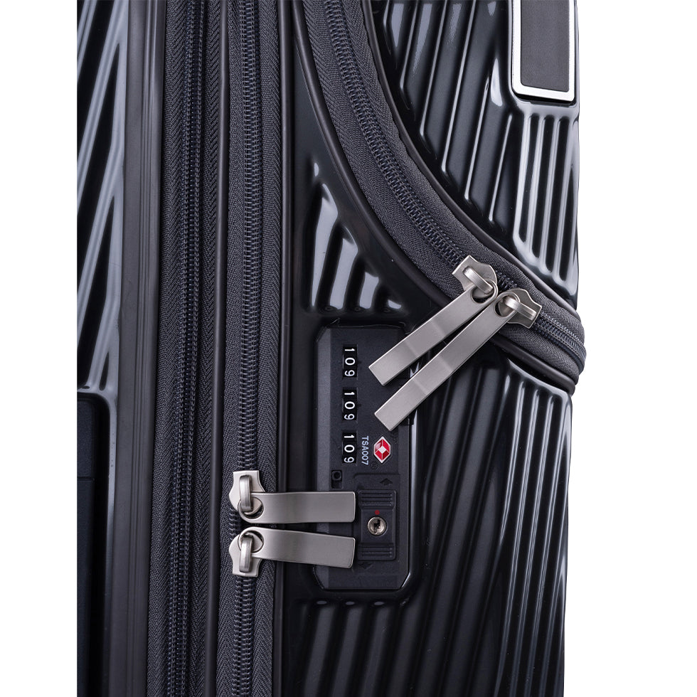 アクセル【M】51L(拡張時61L) 5泊前後 ストッパー機能